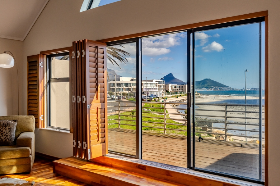 2 Bedroom Property for Sale in Lagoon Beach Western Cape